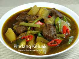 Pindang Keluak
