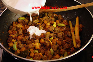 Sambal Goreng Dengan Santan