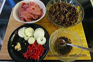 Bahan Racikan Tumis Jamur