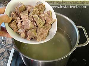 Daging Untuk Pindang Keluak