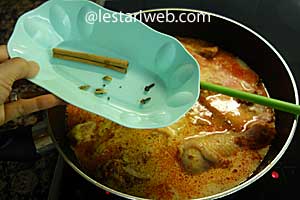 Membuat Gulai Ayam Padang Step 12