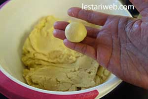 Kue Kering Step 7
