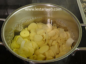 Merebus Rebung Lelawar