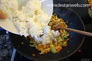 Nasi Goreng Teri Step 13