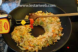 Nasi Goreng Teri Step 15