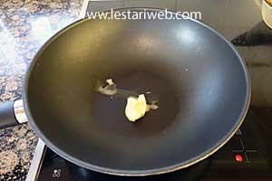 Nasi Goreng Teri Step 5