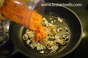 Sambal Bada Step 10