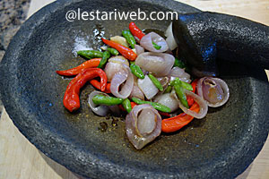 Sambal Ikan Asin Step 3