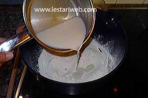 Santan Kulit Kue Ku
