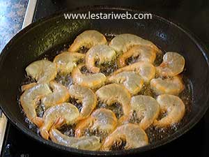 Udang Digoreng Kering